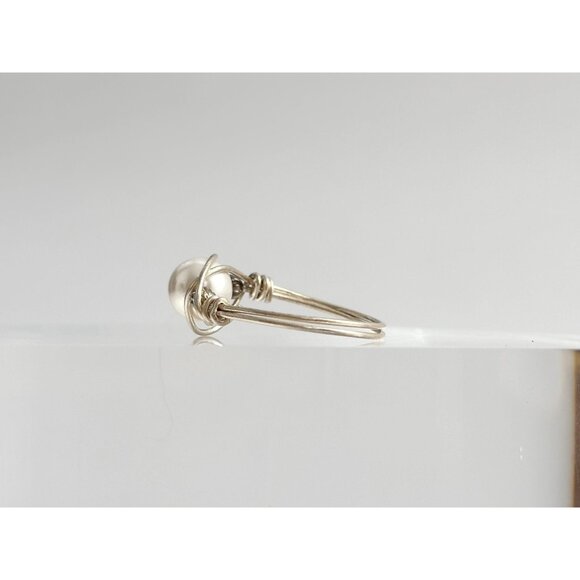 Modernist Genuine Pearl Semi-Bypass Shank Silver Toned Vintage Ring - sz 9 - Picture 5 of 13